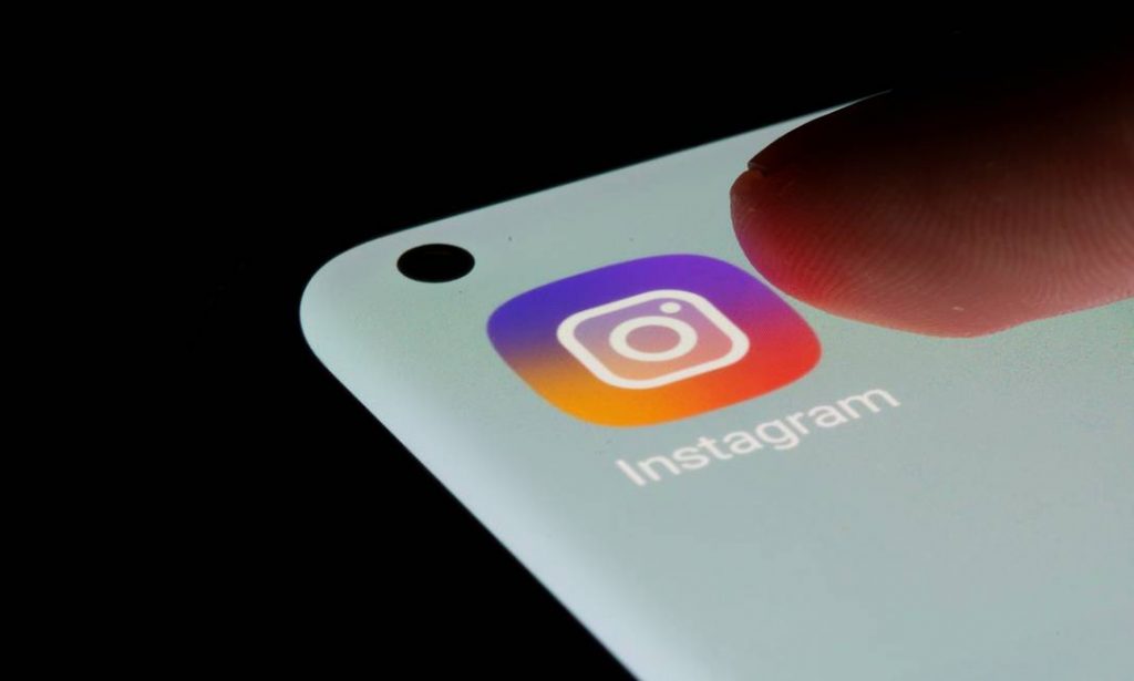 Como tirar seu número de telefone do Instagram