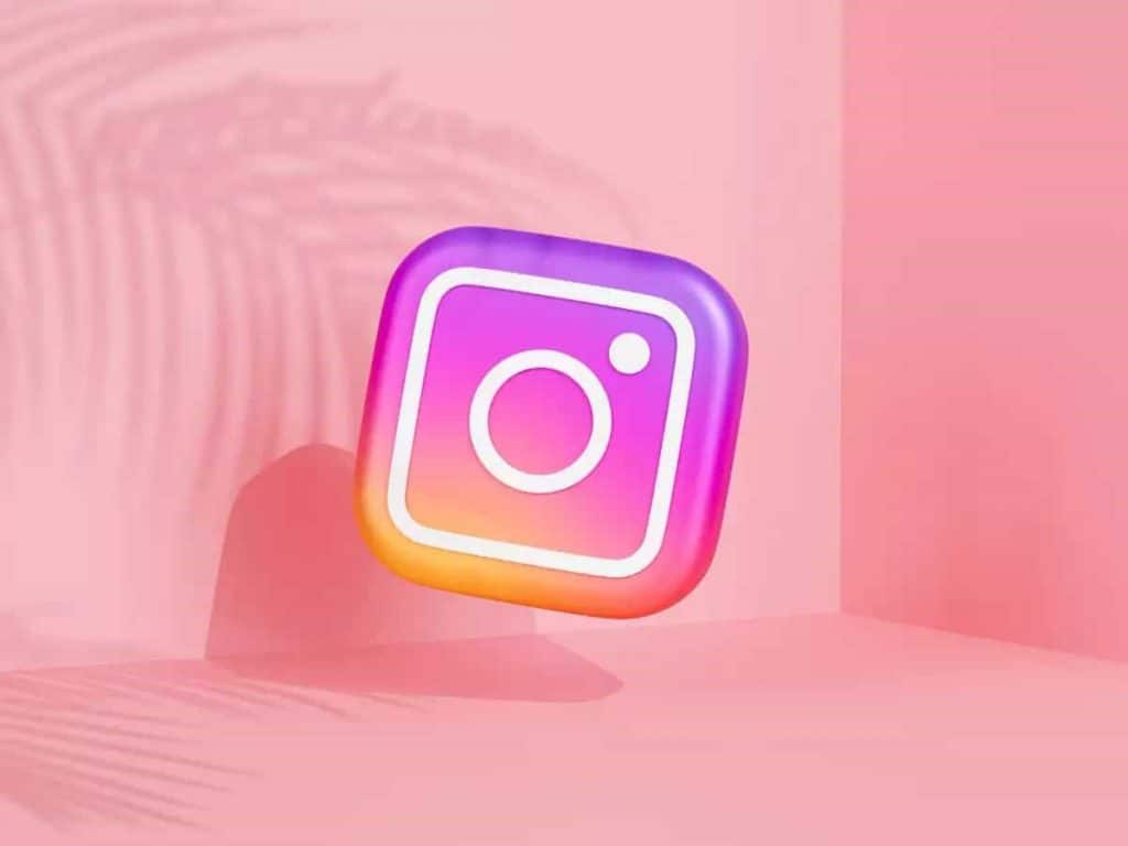 Instagramデュアルカメラの機能を使う方法