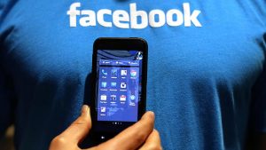 5 porad, jak ograniczyć zużycie danych w aplikacji Facebook