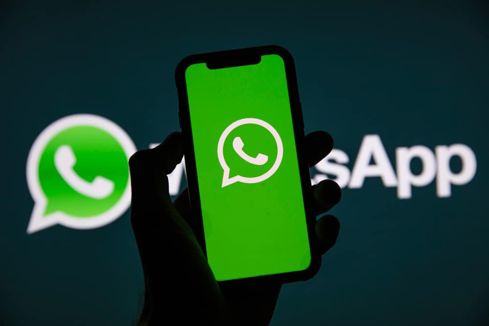 Jak sprawdzić, kiedy WhatsApp uzyskuje dostęp do kamery lub mikrofonu