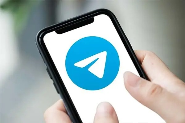 Cum ascunzi statusurile Last Seen și Online pe Telegram