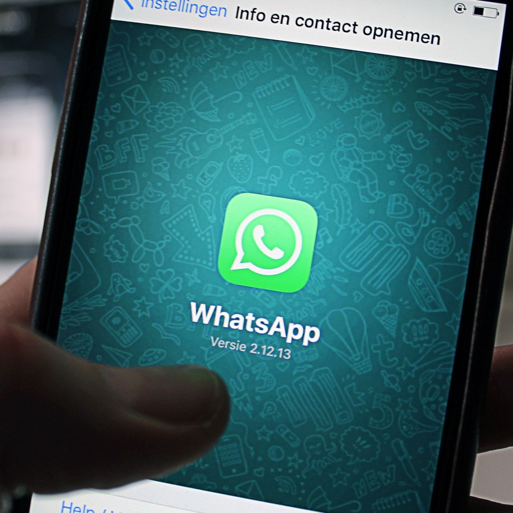 วิธีส่งข้อความเสียงใน WhatsApp โดยไม่ต้องกดปุ่มไมค์ค้างไว้