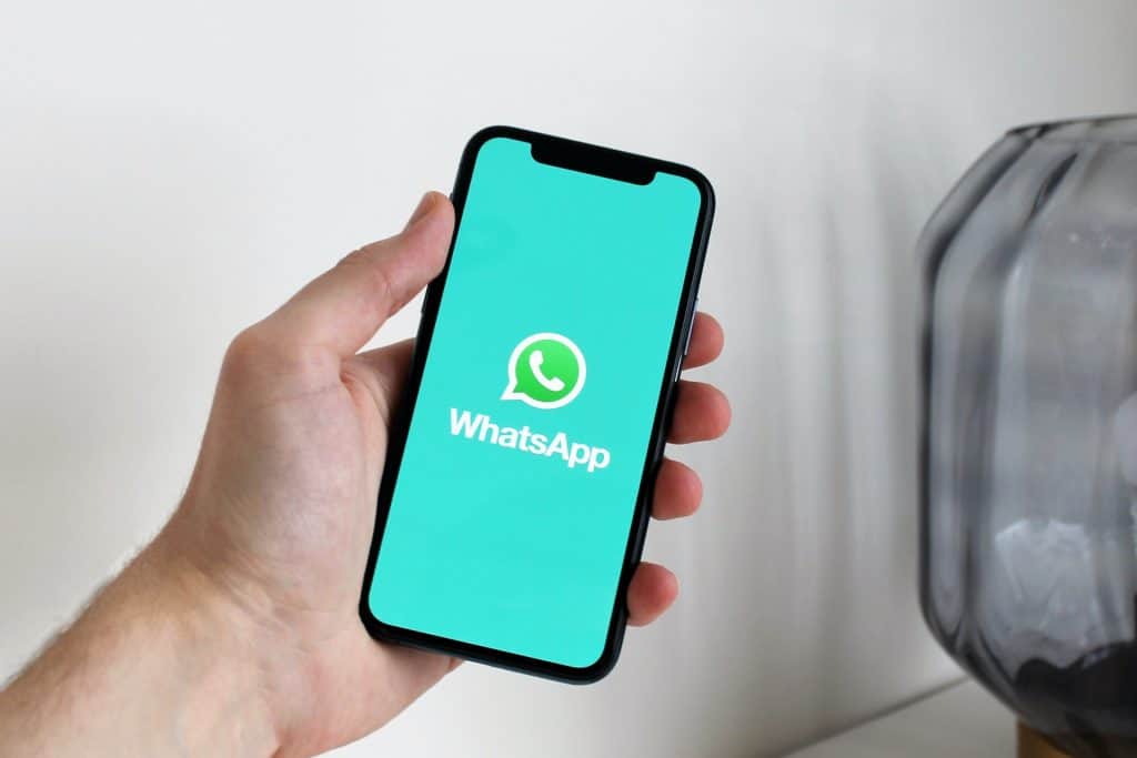 วิธีตรวจสอบว่าใครเข้ามาส่องโปรไฟล์และสถานะ WhatsApp ของเราบ้าง