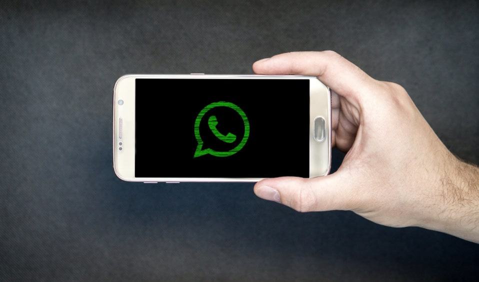 Geeft WhatsApp een melding wanneer je een screenshot maakt van een gesprek?