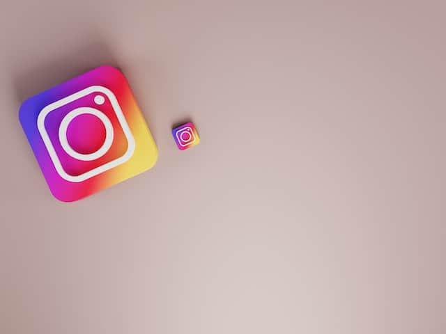 Πώς να Ελέγξετε και να Διαγράψετε τη Δραστηριότητα Σύνδεσης στο Instagram