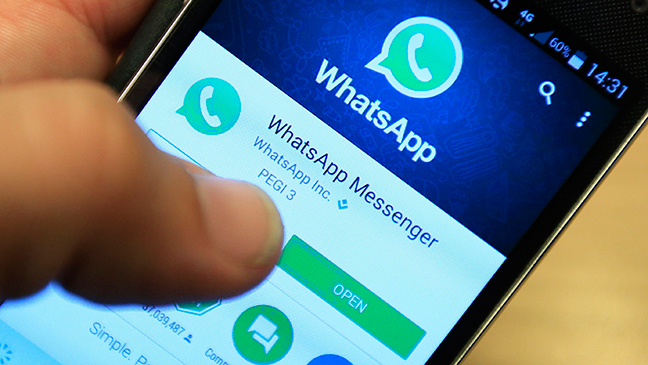 How to Add WhatsApp Widget to Lock Screen