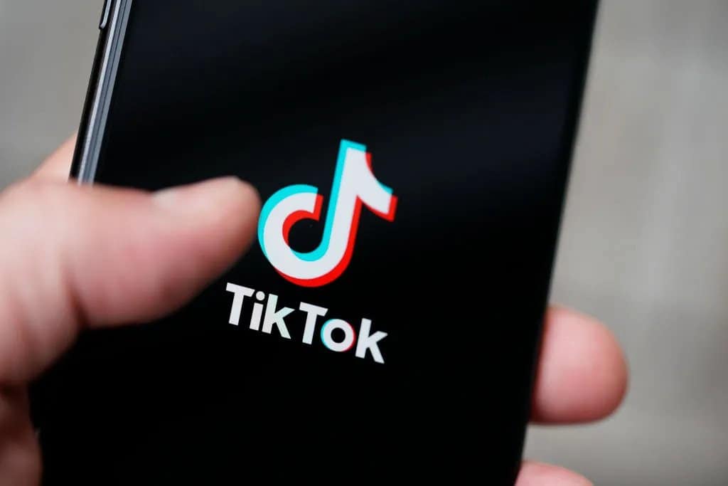 Image 2: How to Find Instagram Friends on TikTok