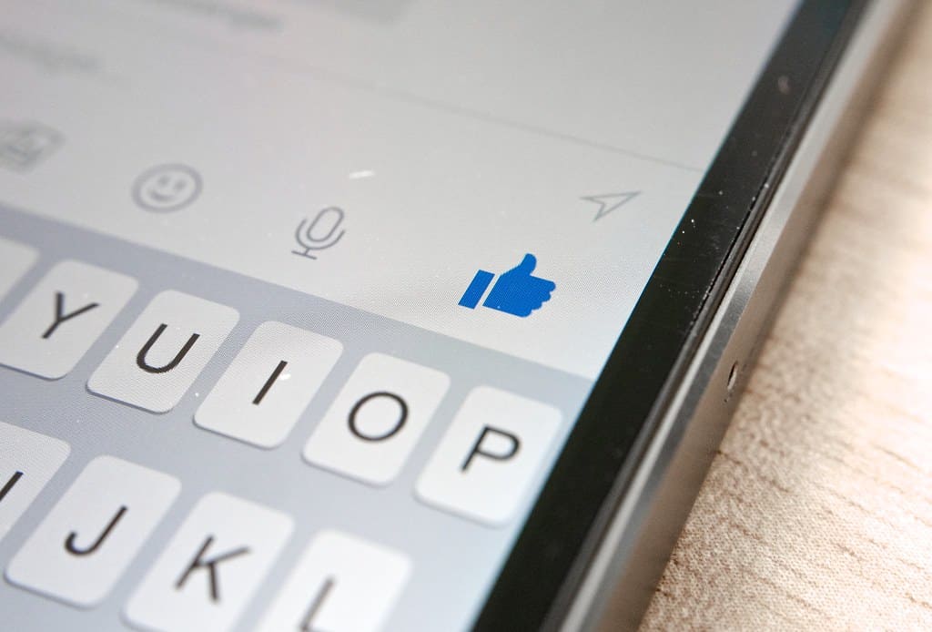 Come inviare emoji sonore su Facebook Messenger con Android