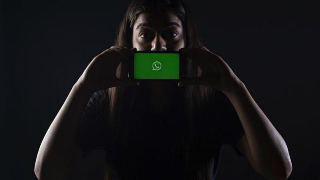 Как включить ночной режим в WhatsApp на Android